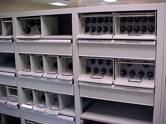 Dedicated tool storage kits